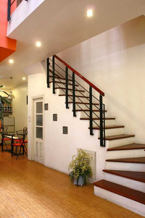 desain railing tangga minimalis