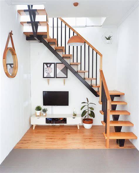 Model Tangga Rumah Minimalis 2 Lantai | BikinRumah.co.id Model Tangga Rumah Minimalis 2 Lantai